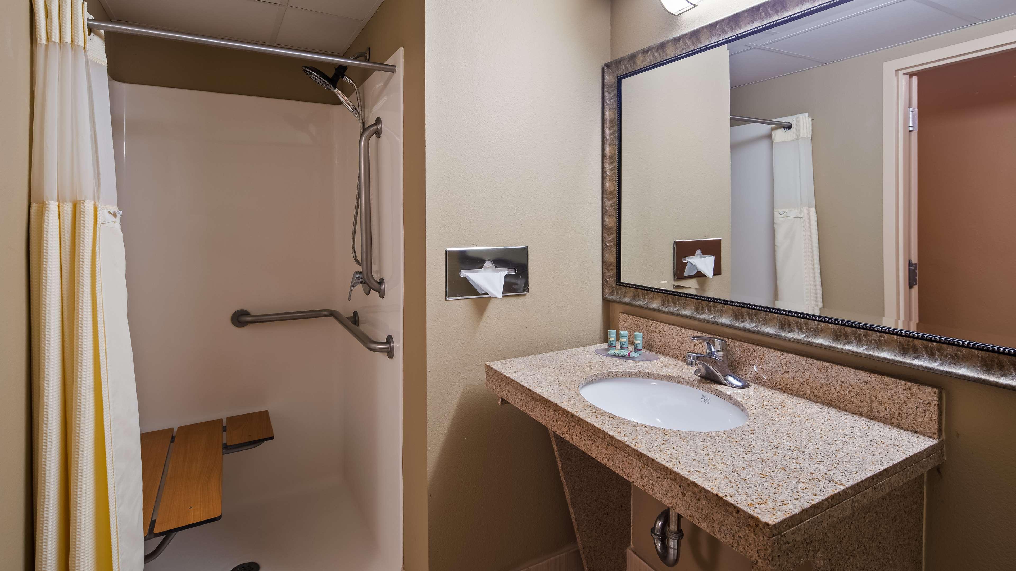 Best Western Crossroads Of The Bluffs Council Bluffs Buitenkant foto